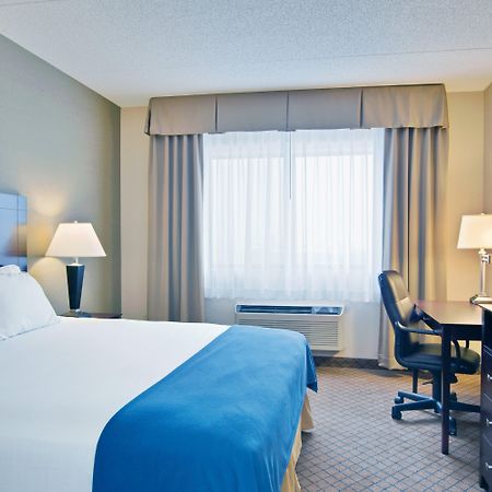 Holiday Inn Express Sault Ste Marie By Ihg Exterior photo